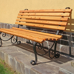 Z�hradn� kovan� lavi�ka s drevom - z�hradn� n�bytok