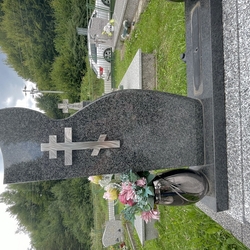 N�hrobn� kr� z br�sen�ho nerezu - pomn�ky, kr�e, doplnky na hrob