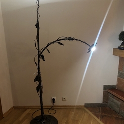 Luxusné stojanové svietidlo Slnečnica - originálna kovaná lampa Luxusné stojanové svietidlo Slnečnica - originálna kovaná lampa