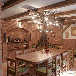 VÍNNE PIVNICE VÍNNE PIVNICE